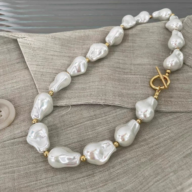 HUFE French Retro natural Irregular Baroque Pearl Necklace - Feminine Minority Design, Versatile Collar Chain