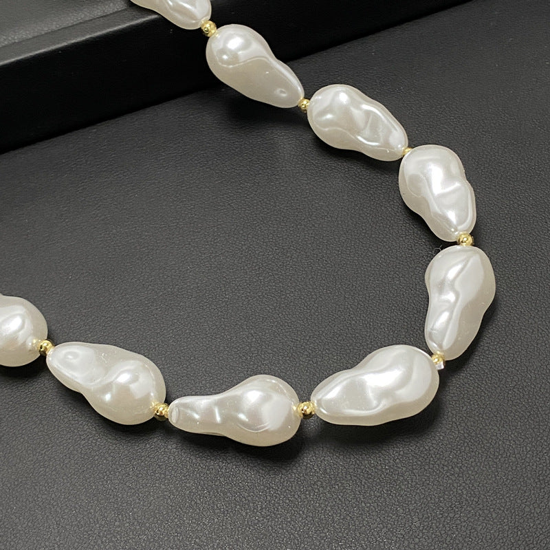 HUFE French Retro natural Irregular Baroque Pearl Necklace - Feminine Minority Design, Versatile Collar Chain