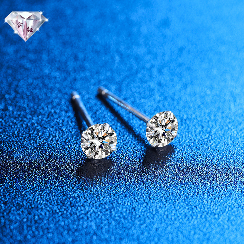 Classic claw stud mosansite earrings